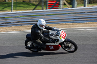 brands-hatch-photographs;brands-no-limits-trackday;cadwell-trackday-photographs;enduro-digital-images;event-digital-images;eventdigitalimages;no-limits-trackdays;peter-wileman-photography;racing-digital-images;trackday-digital-images;trackday-photos